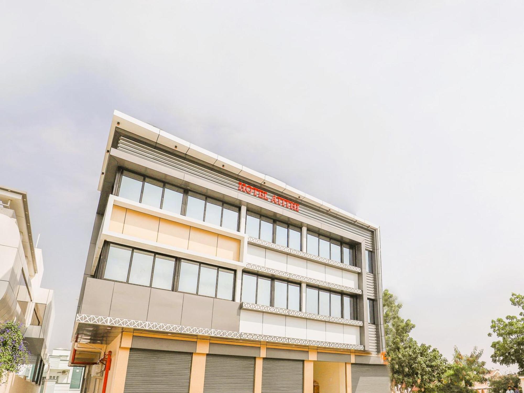 Stayguru Hotel Atithi Bhuj Exterior photo